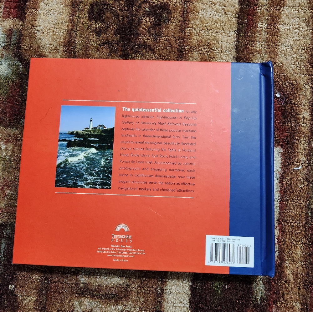 Lighthouse book - Picture 2 of 6